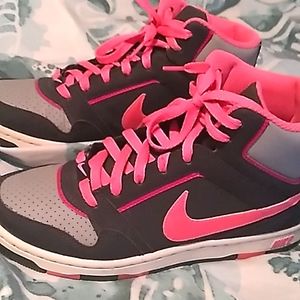 Womens nikes